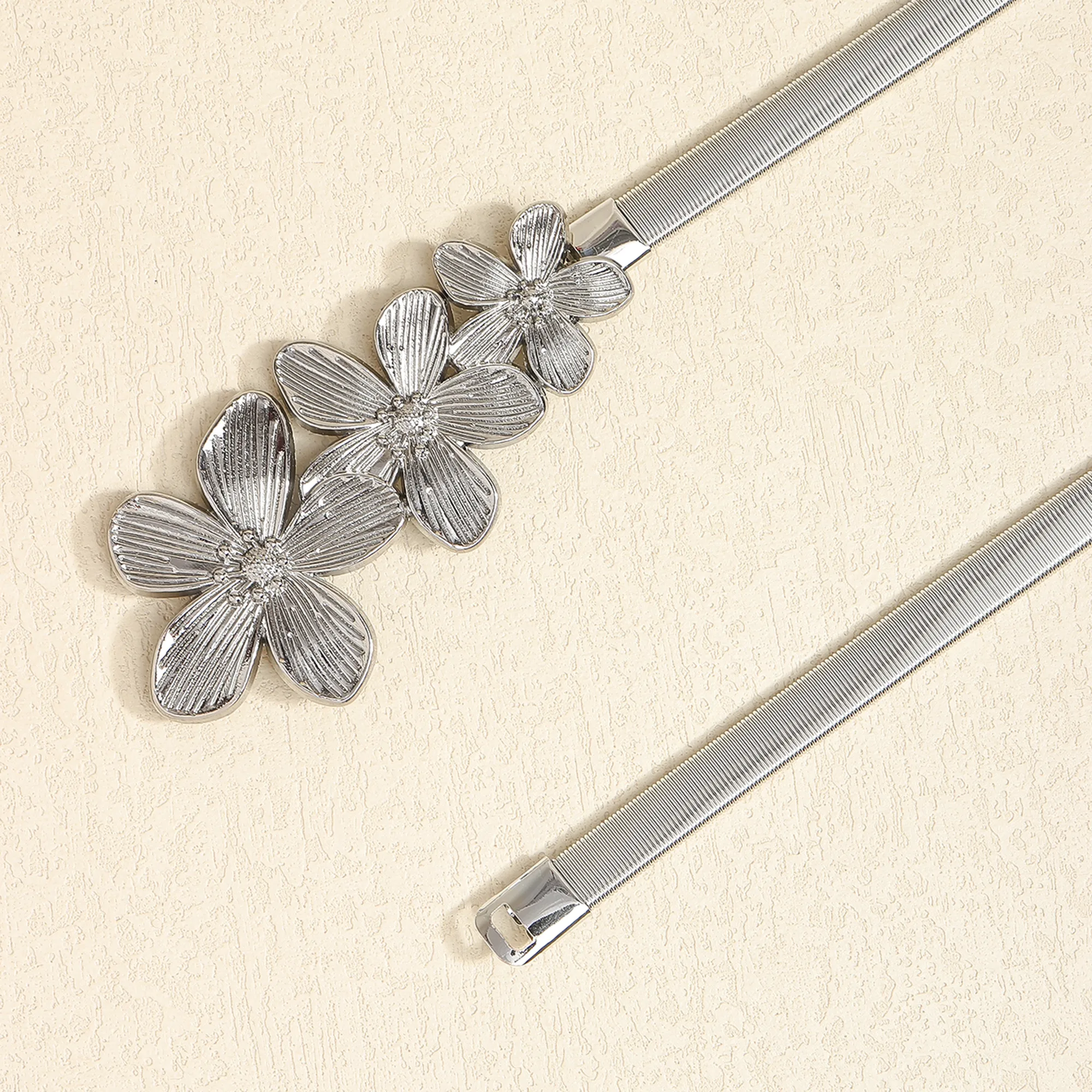 Femmes Élégant Rétro Style Vintage Alliage Alliage Boucle Chaîne Ceintures display picture 11