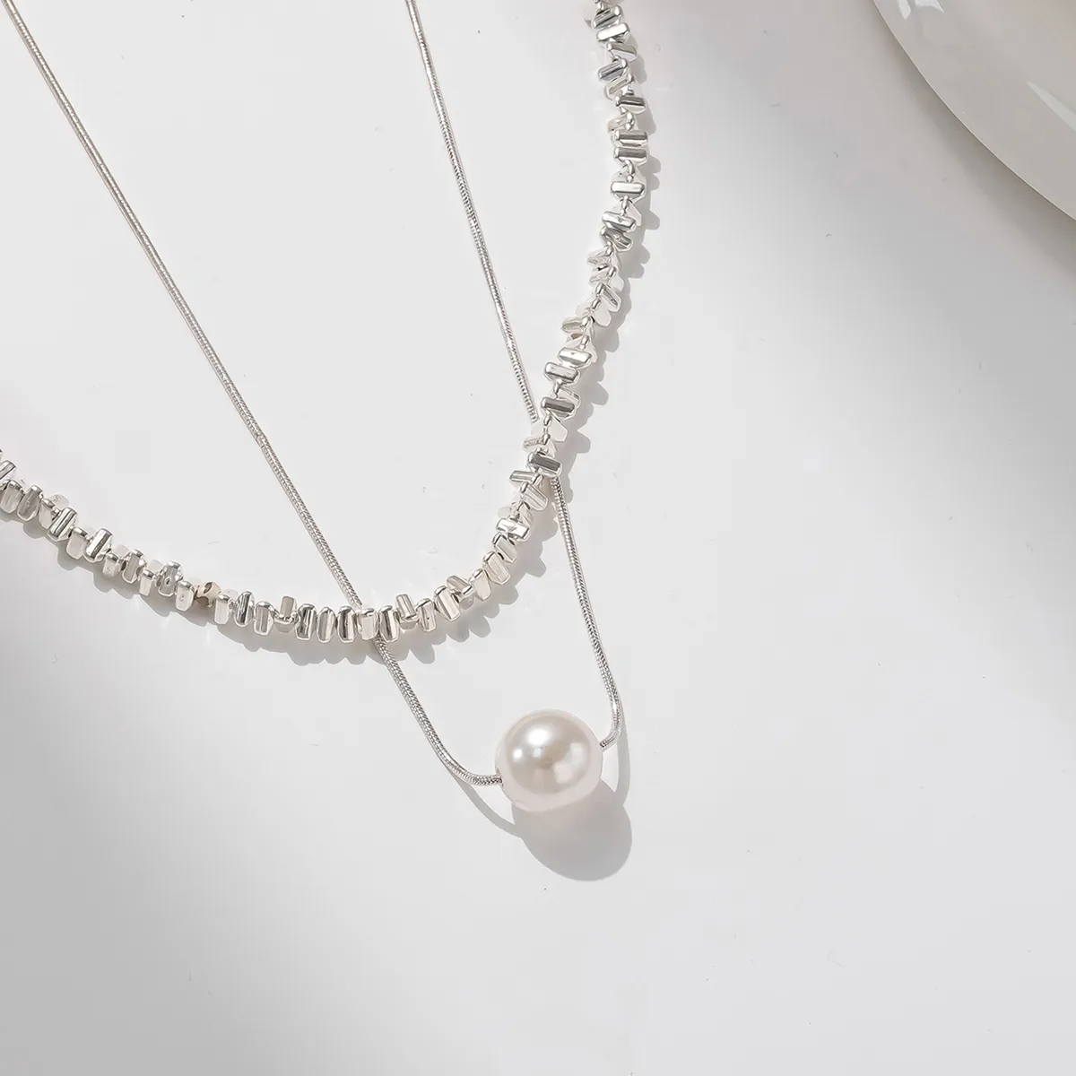 Round Cute Lady Shiny Alloy Double Layer Necklaces Wholesale display picture 6
