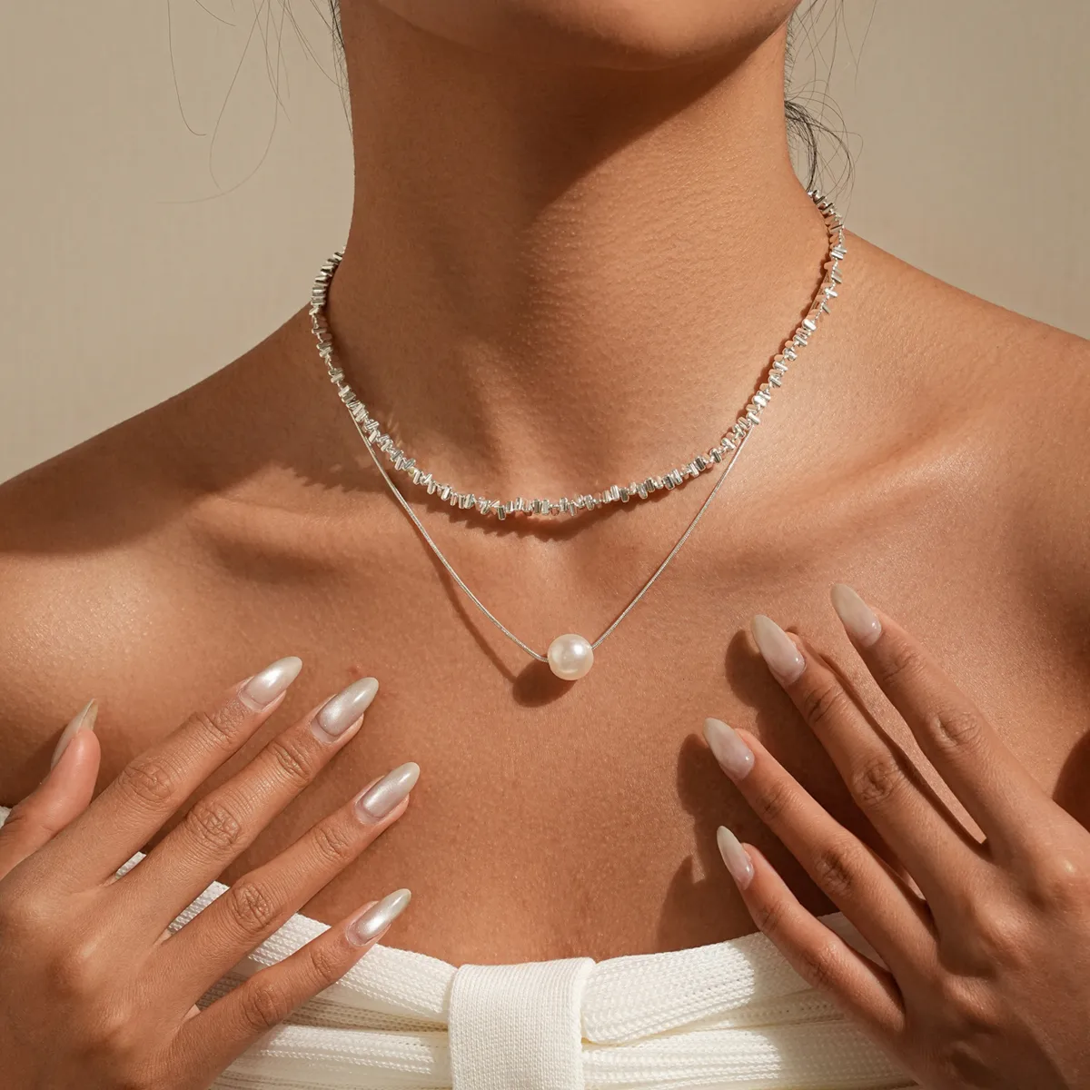 Rond Mignon Femme Brillant Alliage Colliers Double Couche De Gros display picture 4