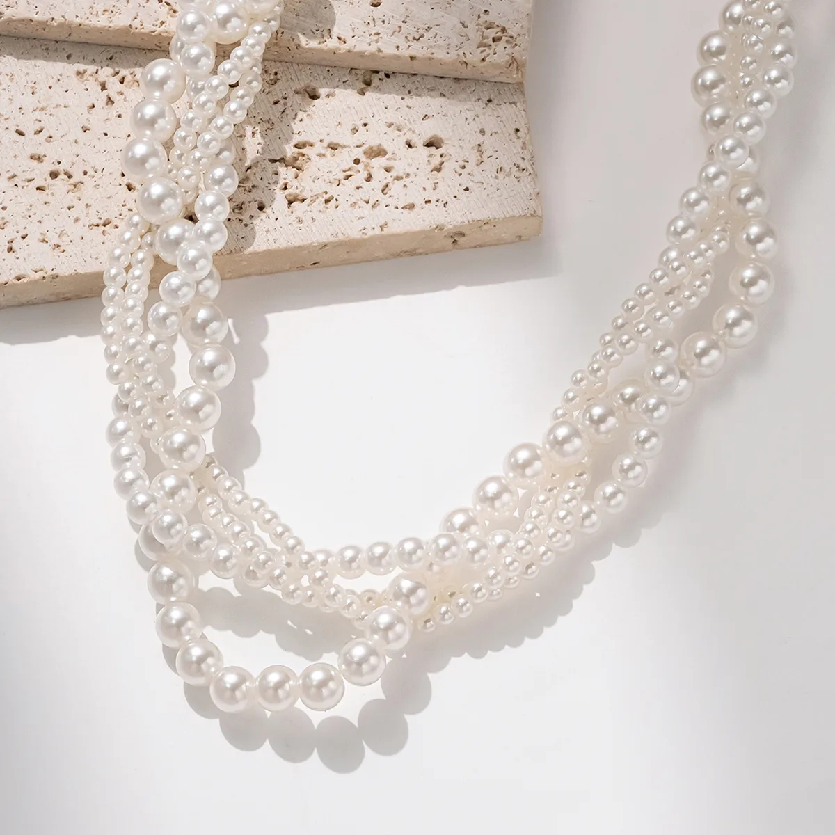 Rond Luxueux Femme Brillant Perlé Collier De Gros display picture 6