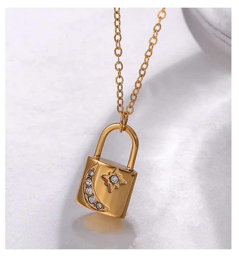 Cerrar Con Llave Glamour Reina Nupcial Acero Inoxidable 304 Collar Colgante Cierre Con Gatillo De Langosta display picture 4