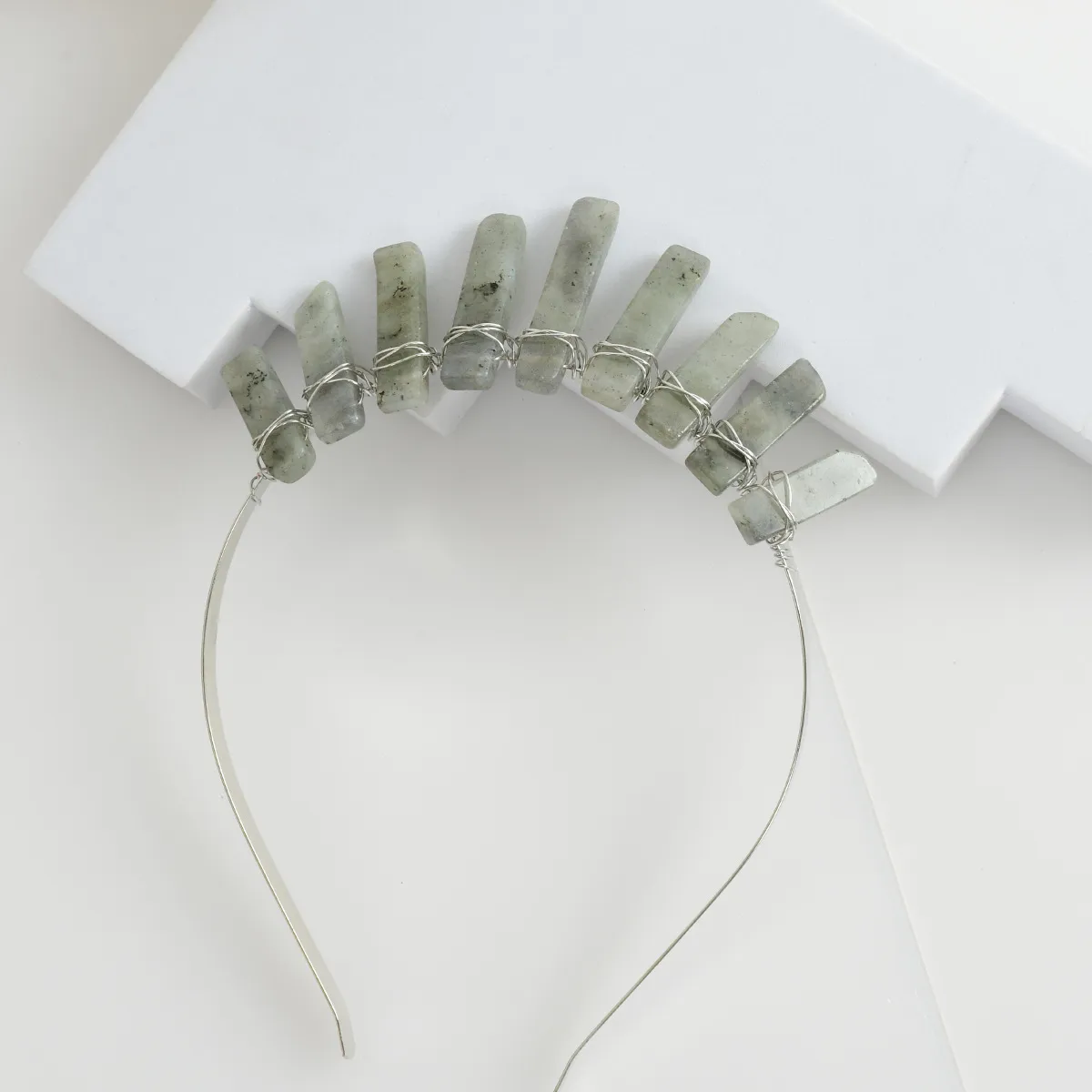 Femmes Géométrique Couleur Unie Rétro Pastorale Alliage Gemme Bande De Cheveux display picture 7