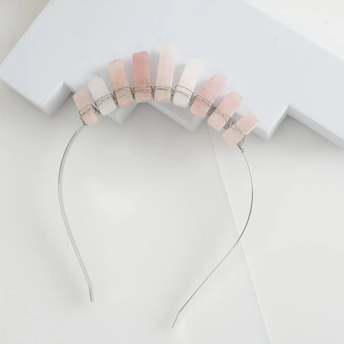 Femmes Géométrique Couleur Unie Rétro Pastorale Alliage Gemme Bande De Cheveux display picture 10