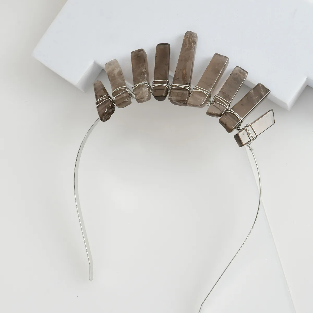 Femmes Géométrique Couleur Unie Rétro Pastorale Alliage Gemme Bande De Cheveux display picture 12