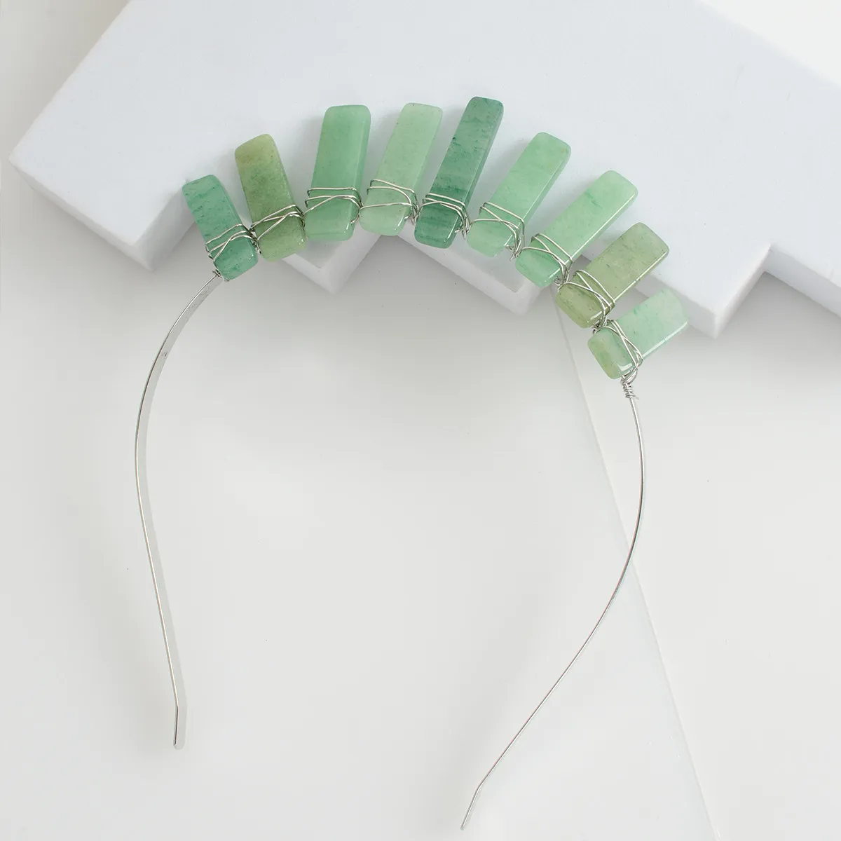 Femmes Géométrique Couleur Unie Rétro Pastorale Alliage Gemme Bande De Cheveux display picture 6