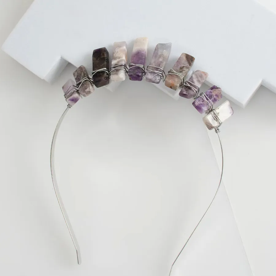 Women's Solid Color Classical Pastoral Gem Iron Hair Band display picture 8