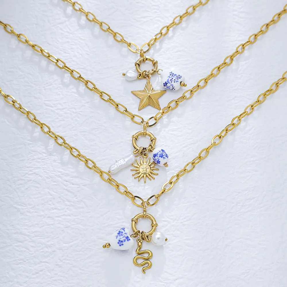 Pentagram Geometric Heart Shape Retro Lady Bohemian 304 Stainless Steel Pendant Necklace Lobster Trigger Clasp Closure display picture 1