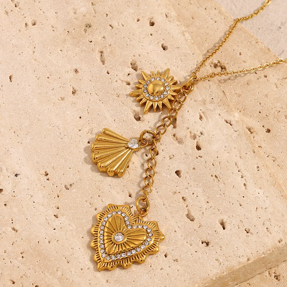 Forme De Cœur Plage Acier Inoxydable 304 Pendentif Placage Fermeture À Boucle De Type Homard display picture 1