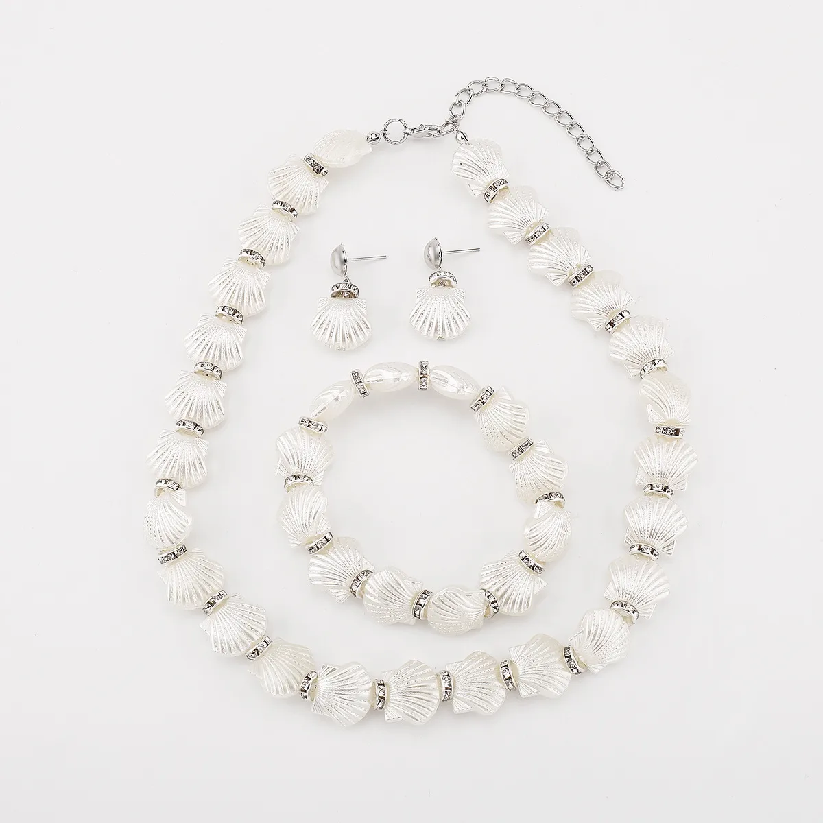 Elegant Modern Style Alloy Resin Shell Plating Women's Jewelry Set display picture 4