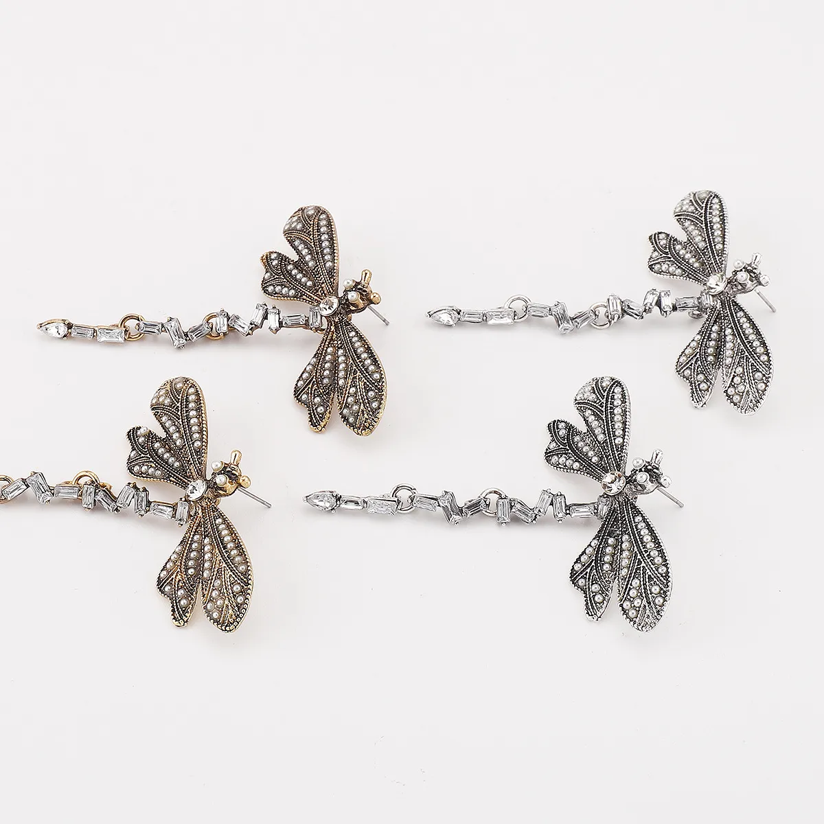 1 Pair Dragonfly Classical Retro Brass Diamond Drop Earrings display picture 4