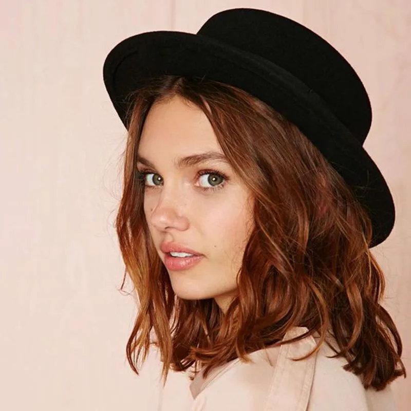 Women's Solid Color Flat Eaves Light Body British Style Fascinator Hats display picture 1