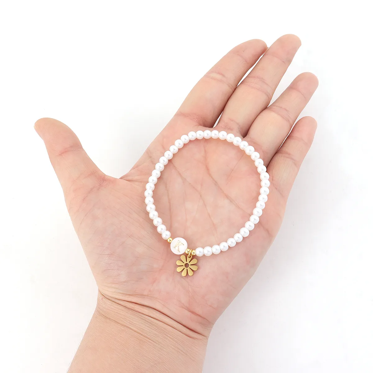 Round Letter Flower Elegant Simple Style Classic Style 304 Stainless Steel Artificial Pearl Shell Bracelets Wholesale display picture 4