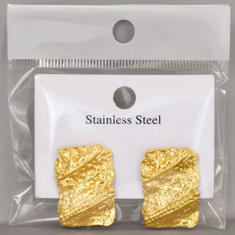 1 Pair Solid Color Forging Pattern Rectangle Elegant Lady Vacation 304 Stainless Steel 18K Gold Plated Plating Ear Studs display picture 3