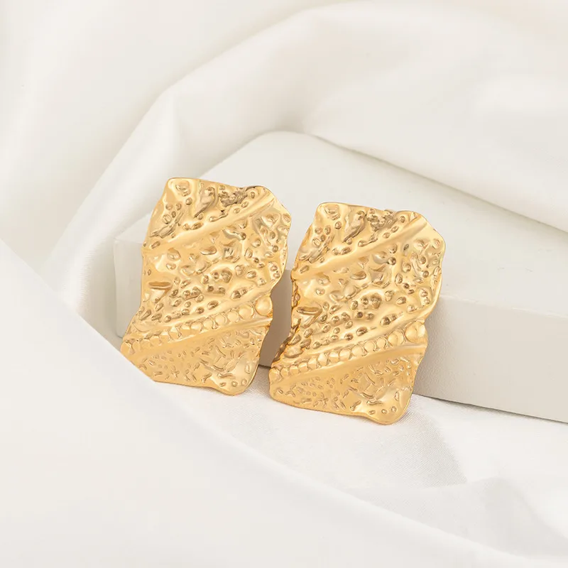 1 Paire Couleur Unie Modèle De Forgeage Rectangle Élégant Femme Vacances Acier Inoxydable 304 Plaqué Or 18K Placage Boucles D'Oreilles display picture 8