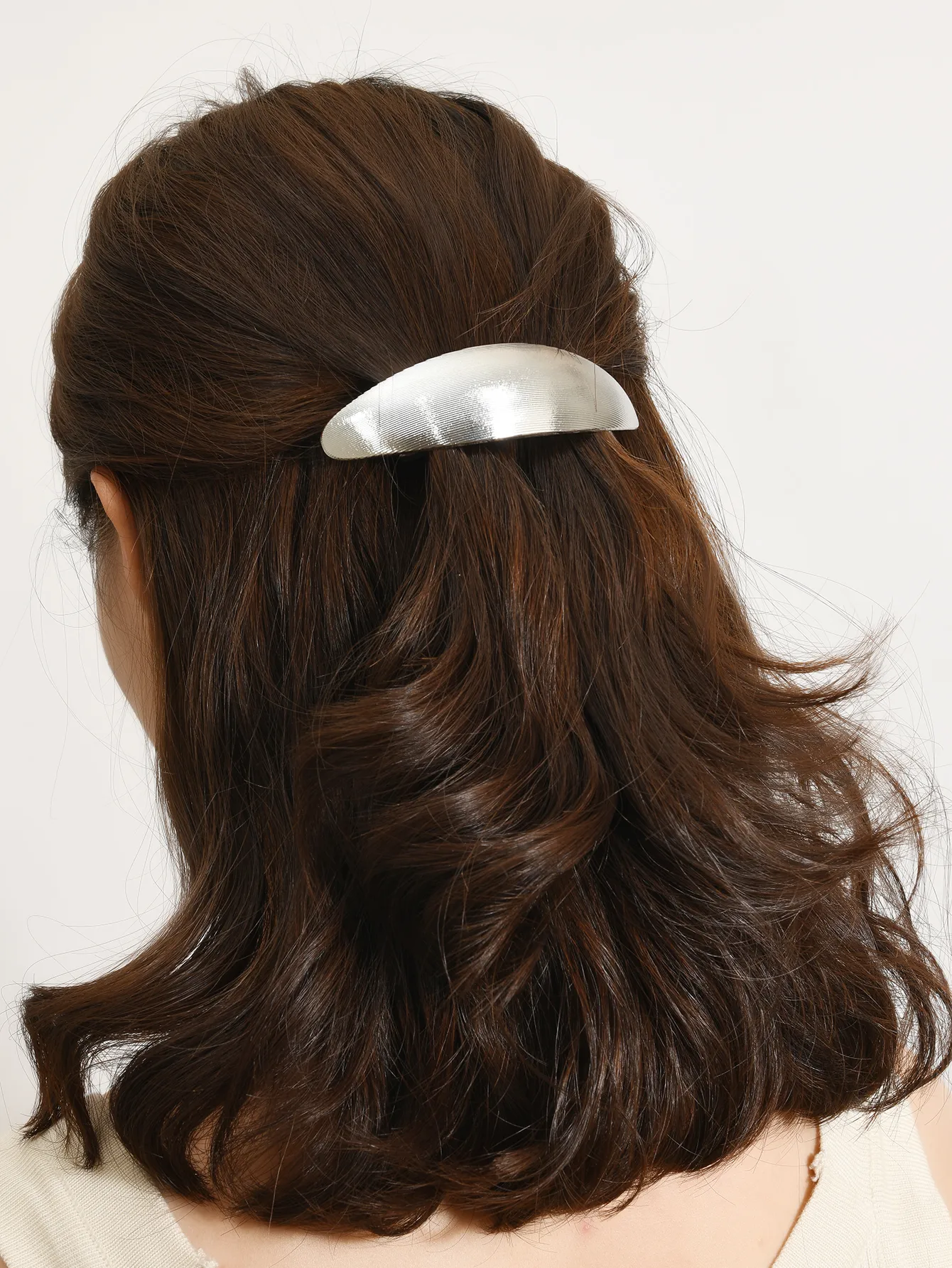 Femmes Couleur Unie Mignon Style Moderne Alliage Pince À Cheveux display picture 1