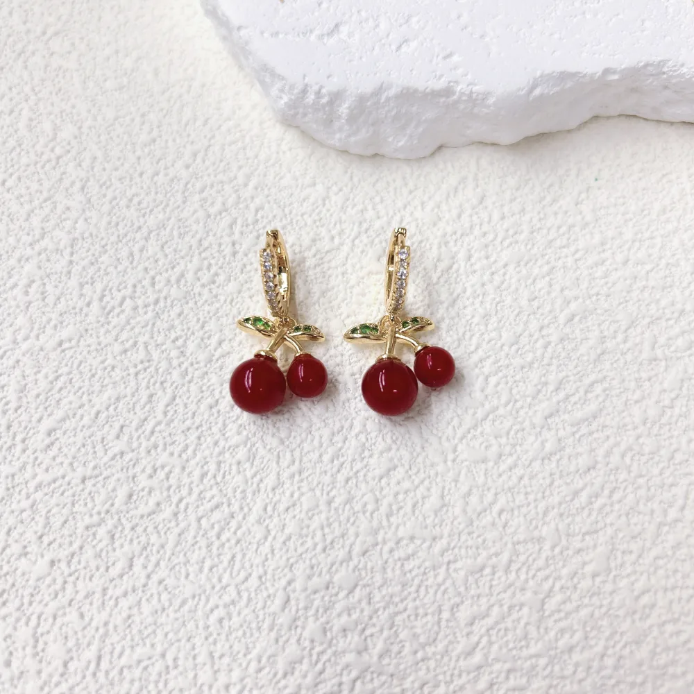 Elegante Señora Reina Cobre Cereza Corazón Rojo Nudo De Lazo Enchapado Resina Circón Chapados En Oro De 18K Mujeres Conjunto De Joyas display picture 9