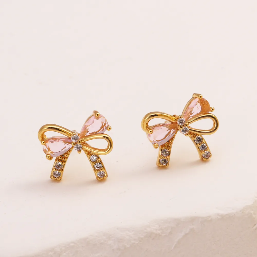 1 Paire Noeud D'Arc Sucré Style Simple Le Cuivre Plaqué Or 18K Plaqué Or Zircon Incruster Boucles D'Oreilles display picture 8