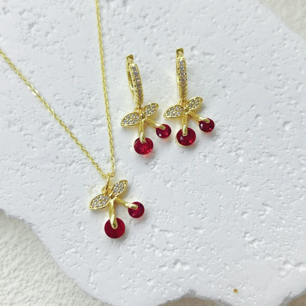Glam Cute Pastoral Copper Cherry Strawberry Enamel Plating Resin Zircon 18K Gold Plated Women's Jewelry Set display picture 3