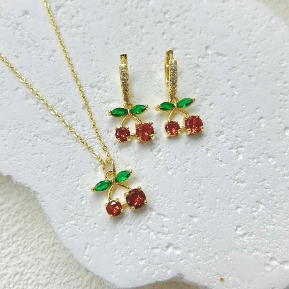 Glam Cute Pastoral Copper Cherry Strawberry Enamel Plating Resin Zircon 18K Gold Plated Women's Jewelry Set display picture 5