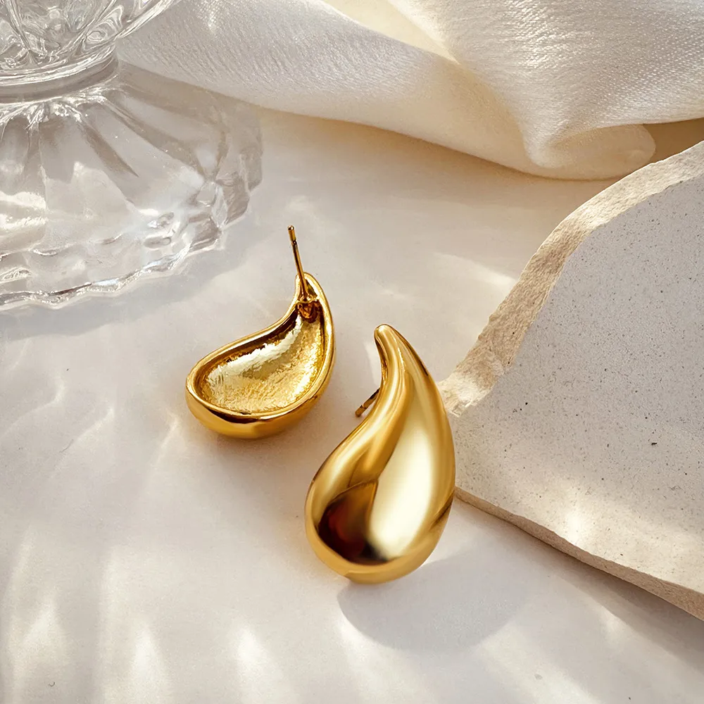 1 Paire Les Gouttelettes D'Eau Élégant Femme Vacances Acier Inoxydable 304 Plaqué Or 18K Placage Boucles D'Oreilles display picture 5