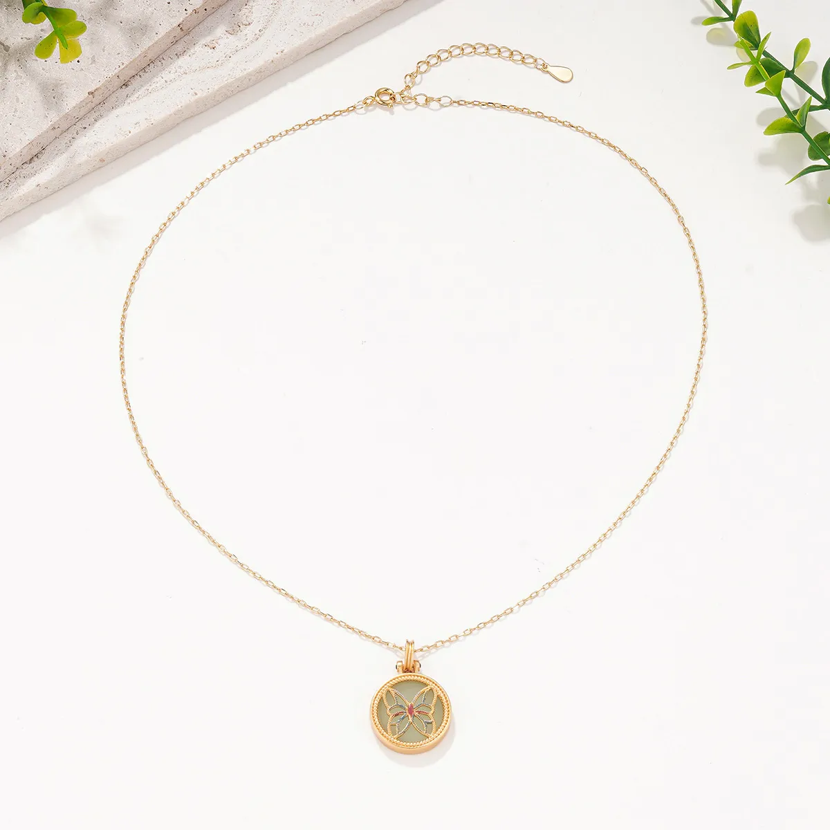 Butterfly Casual Elegant Vacation Copper 18K Gold Plated Pendant Necklace Lobster Trigger Clasp Closure display picture 3