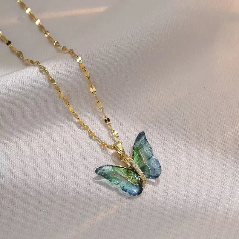 Butterfly Cute Queen Alloy Pendant Necklace Wholesale display picture 2