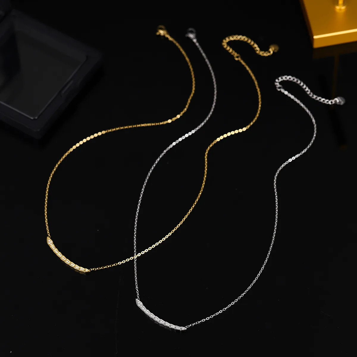 Sun Star Wreath Modern Style Commute Shiny 304 Stainless Steel Necklace Lobster Trigger Clasp Closure display picture 2