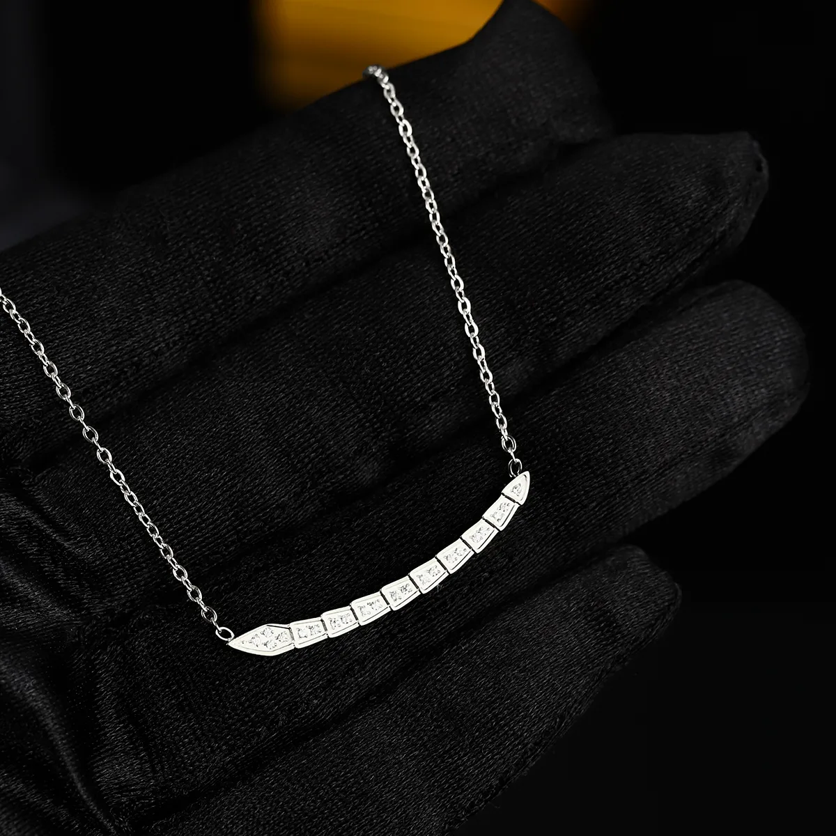 Sun Star Wreath Modern Style Commute Shiny 304 Stainless Steel Necklace Lobster Trigger Clasp Closure display picture 3
