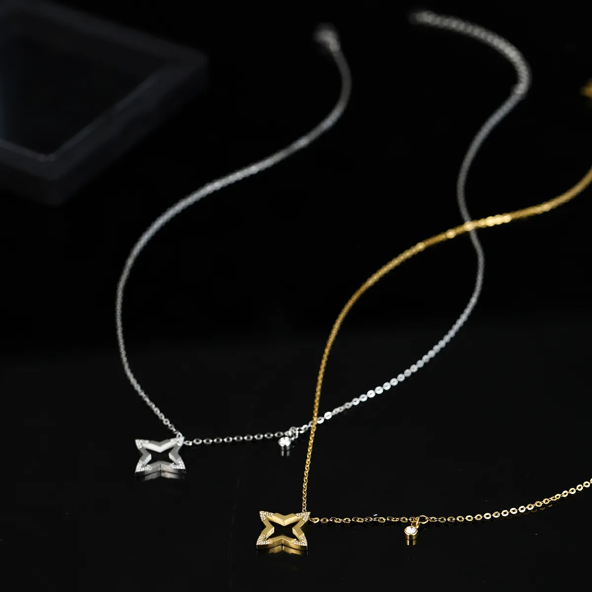 Sun Star Wreath Modern Style Commute Shiny 304 Stainless Steel Necklace Lobster Trigger Clasp Closure display picture 4