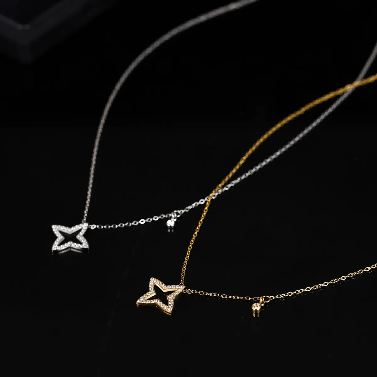 Sun Star Wreath Modern Style Commute Shiny 304 Stainless Steel Necklace Lobster Trigger Clasp Closure display picture 8
