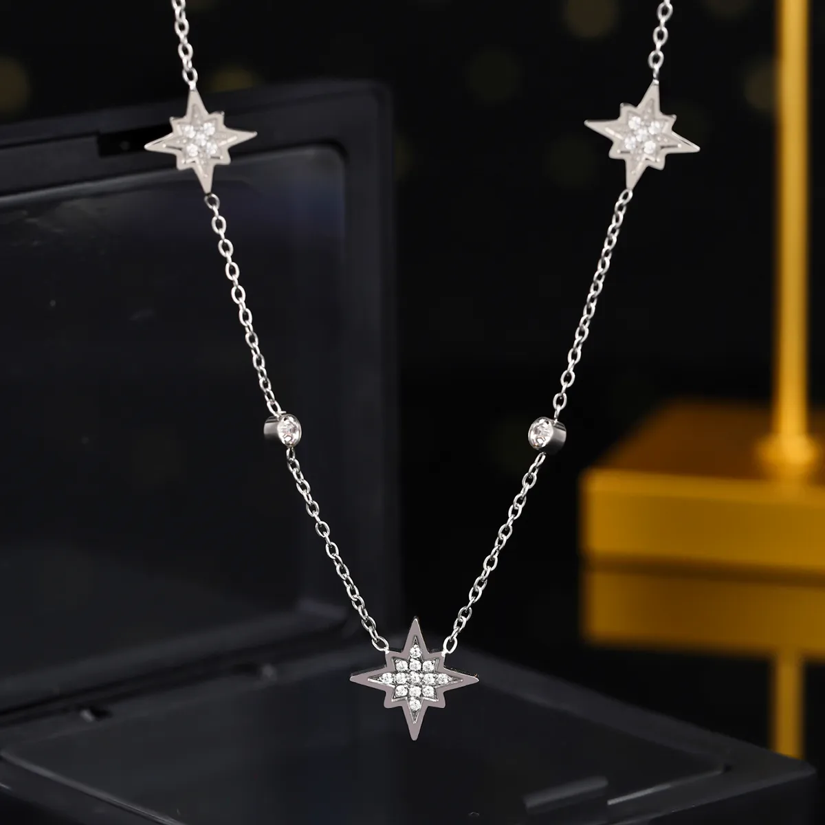 Sun Star Wreath Modern Style Commute Shiny 304 Stainless Steel Necklace Lobster Trigger Clasp Closure display picture 10