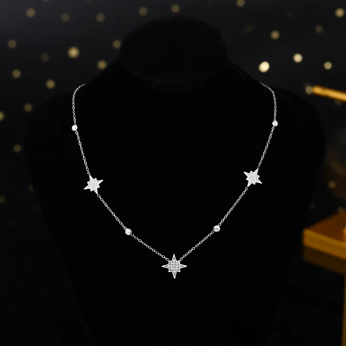 Sun Star Wreath Modern Style Commute Shiny 304 Stainless Steel Necklace Lobster Trigger Clasp Closure display picture 11