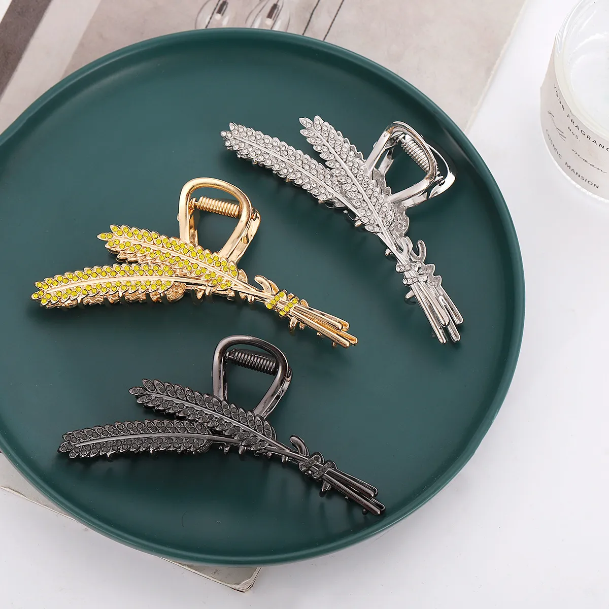 Femmes Grain Élégant Femme Alliage Griffes De Cheveux display picture 3