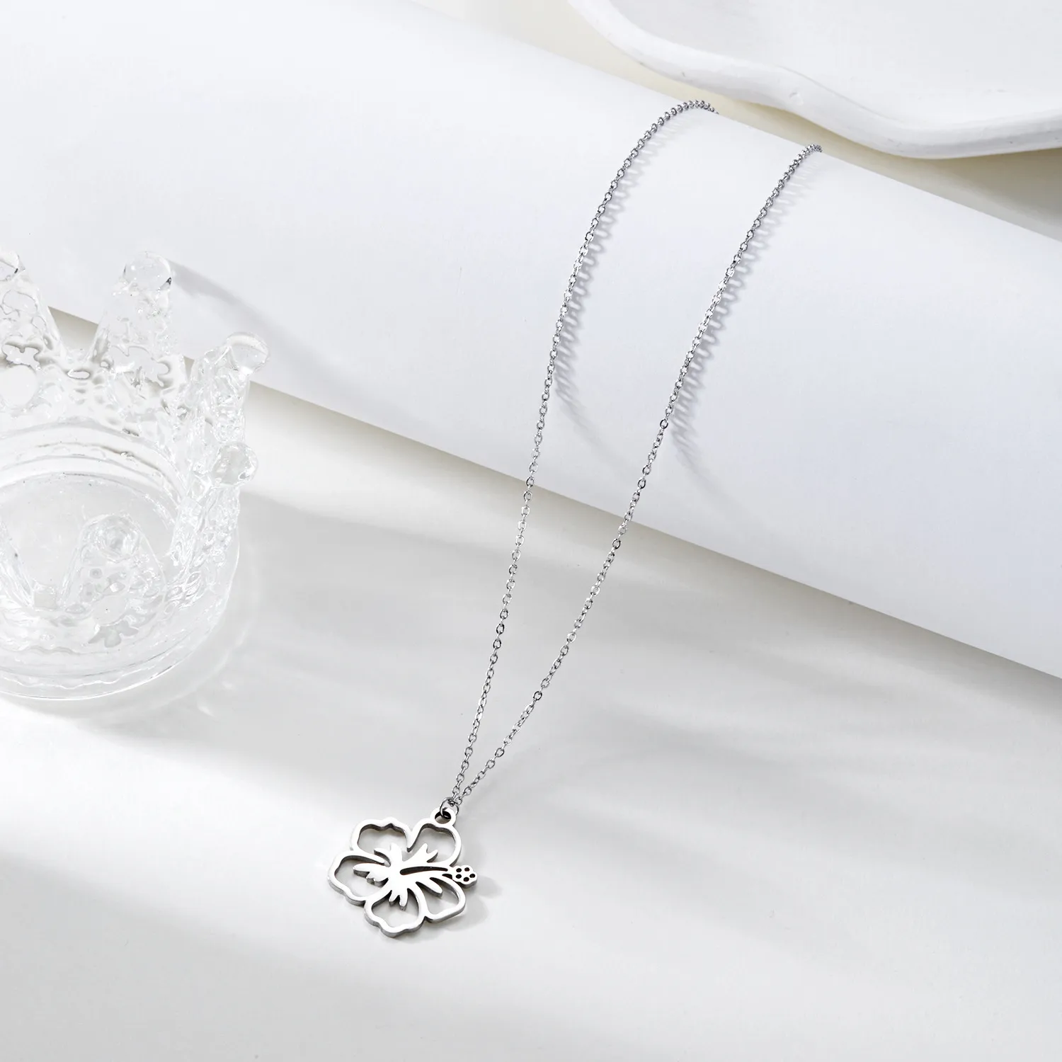 Flower Modern Style Simple Style 304 Stainless Steel Pendant Necklace Plating Lobster Trigger Clasp Closure display picture 6