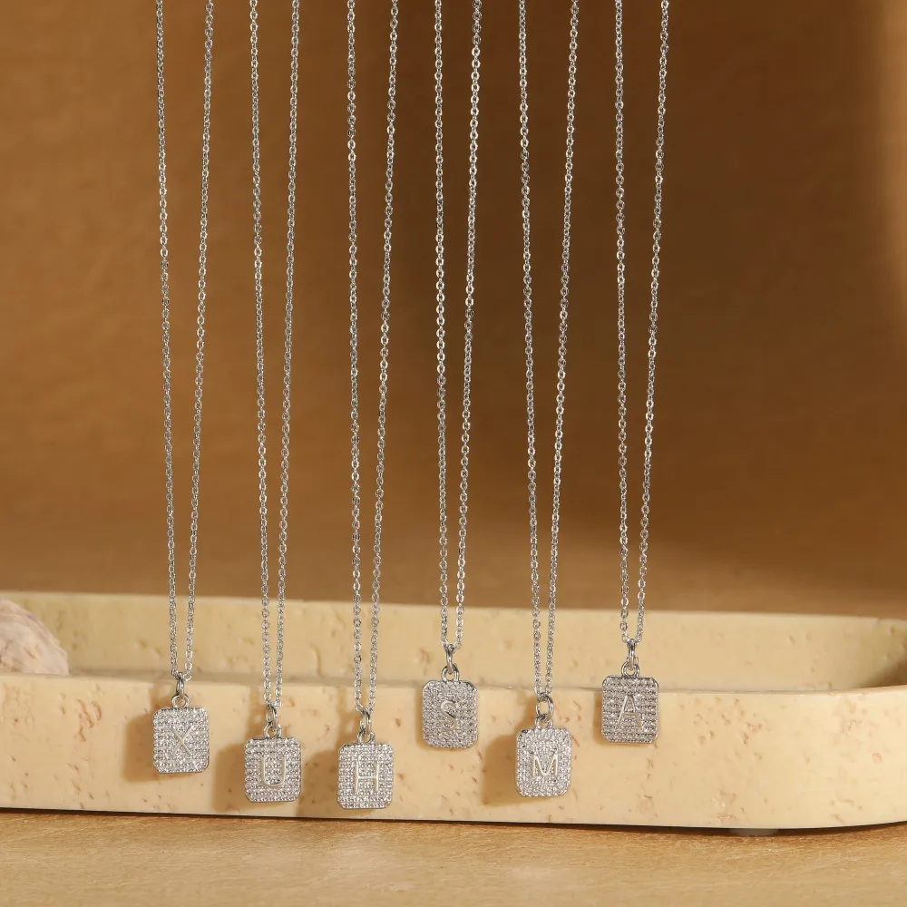 Letter Casual Elegant Lady Zircon Copper 14K Gold Plated Pendant Necklace Inlay Lobster Trigger Clasp Closure display picture 5