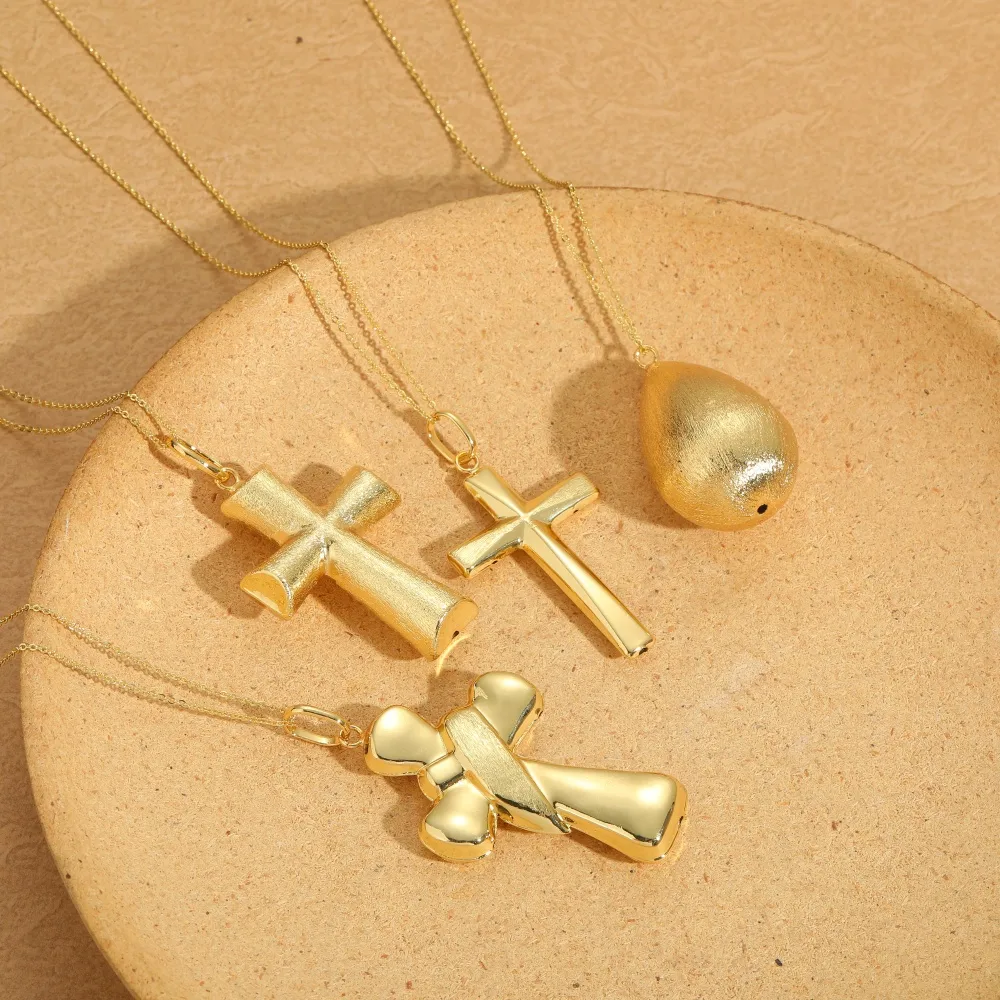 Cruzar Forma De Corazón Casual Estilo Clásico Cobre Chapado En Oro De 14 Quilates. Collar Colgante Pulido Cierre Con Gatillo De Langosta display picture 6