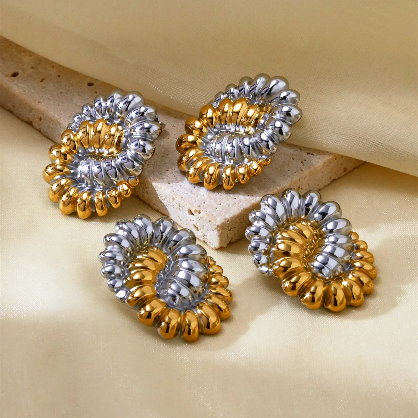 1 Pair Twist Elegant Lady Simple Style 304 Stainless Steel 18K Gold Plated Mixed Metal Ear Studs display picture 5