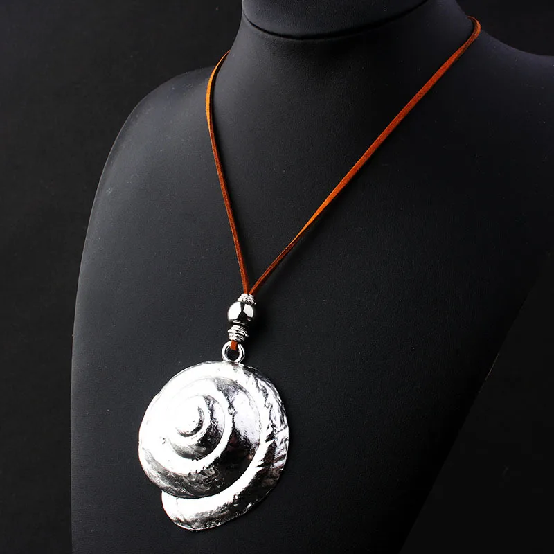 Conch Ethnic Style Alloy Pendant Necklace Wholesale display picture 9