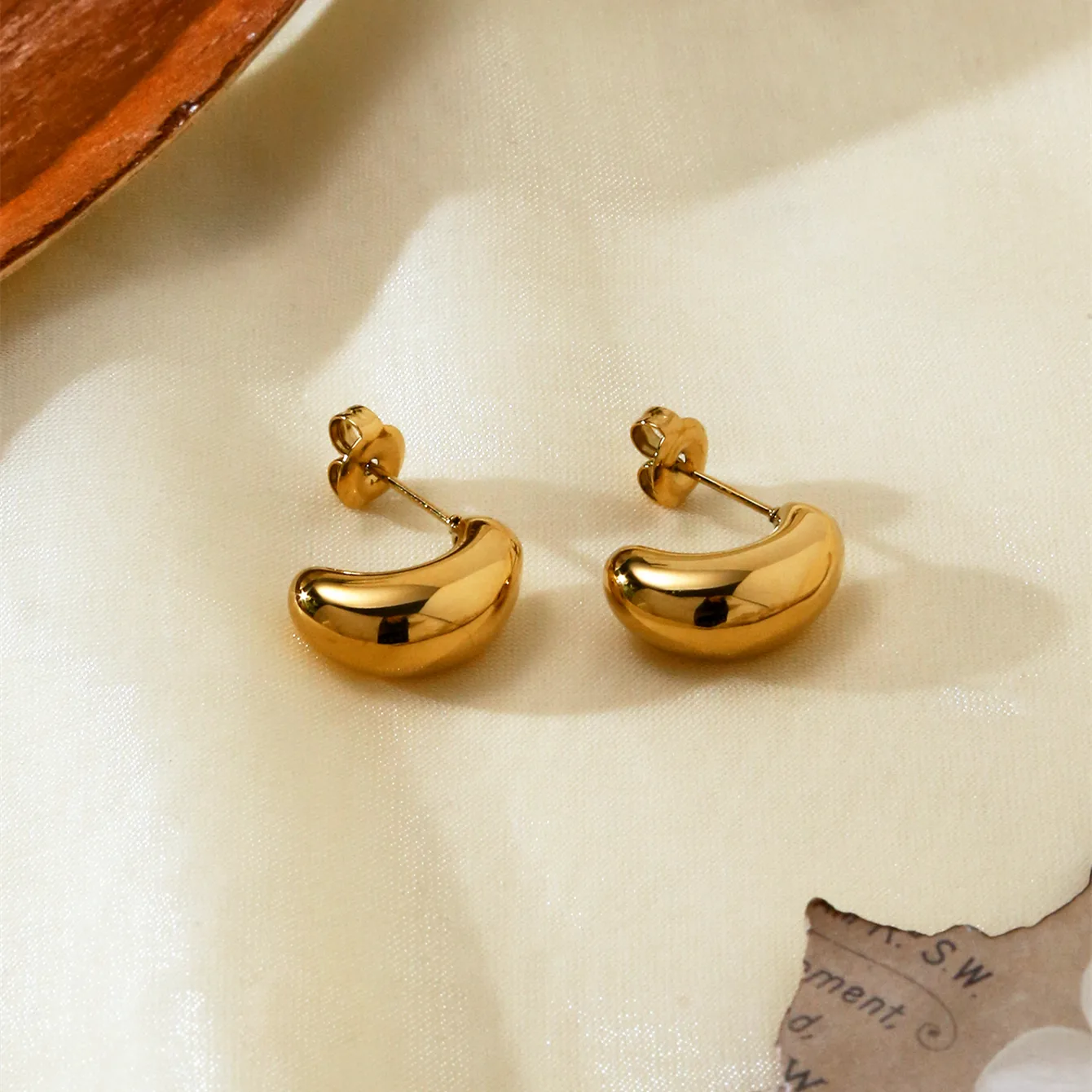 1 Pair Water Droplets Elegant Lady Simple Style 304 Stainless Steel 18K Gold Plated Ear Studs display picture 4