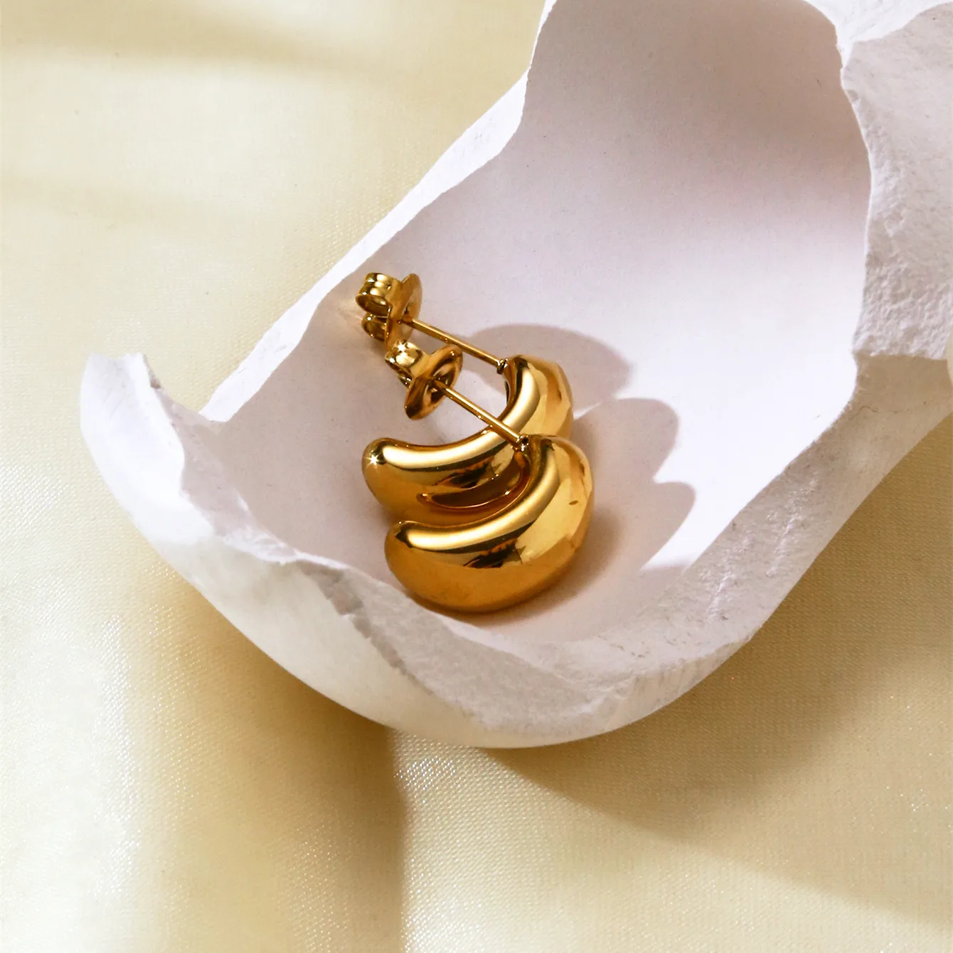 1 Pair Water Droplets Elegant Lady Simple Style 304 Stainless Steel 18K Gold Plated Ear Studs display picture 1