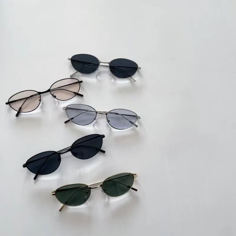 Marco Ovalado Lindo Romántico Oval Ordenador Personal Resina Lentes Tintados Con Degradado Fotograma Completo Gafas De Sol Para Niños display picture 2