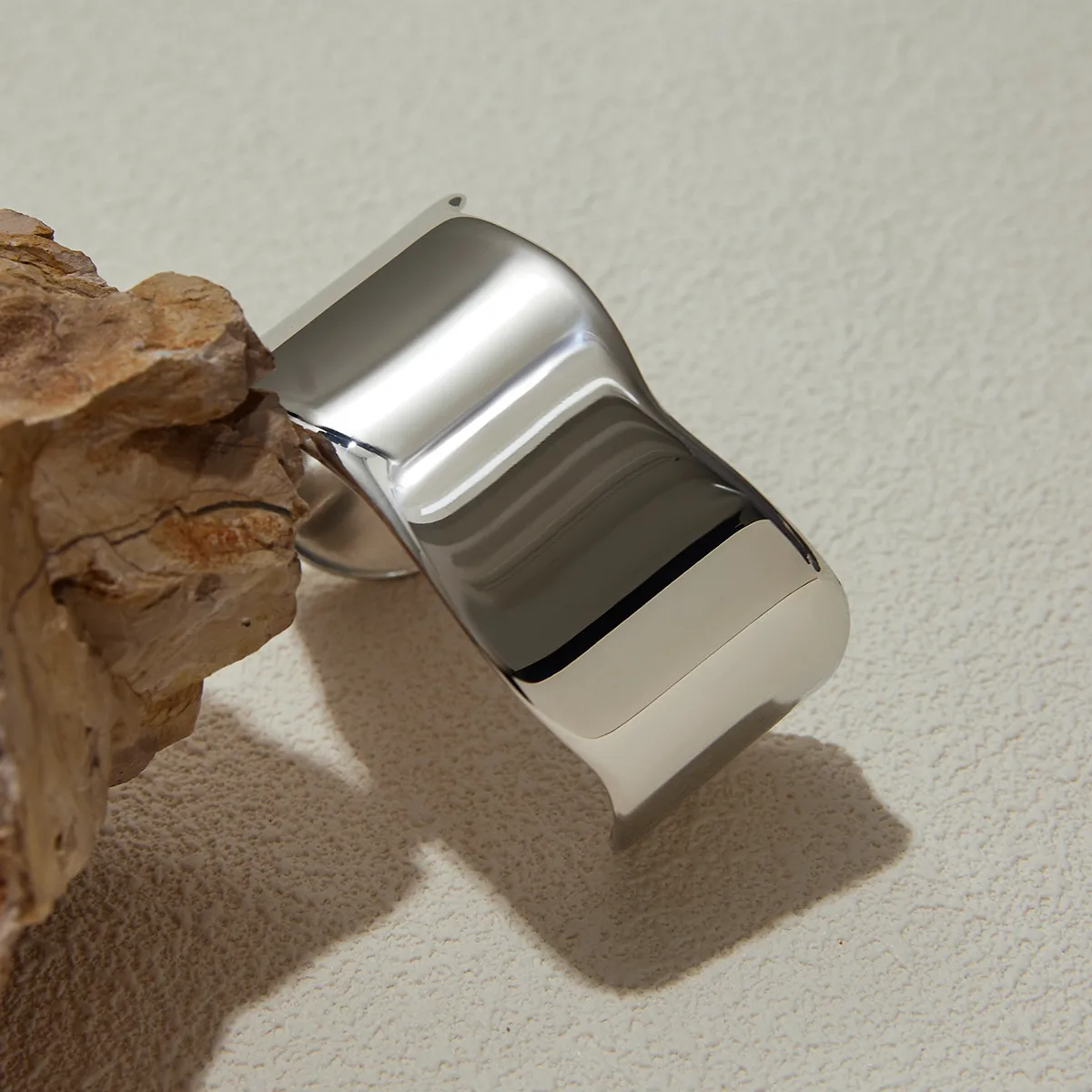 Geometric Casual Vacation Modern Style 316 Stainless Steel  Cuff Bracelets In Bulk display picture 3