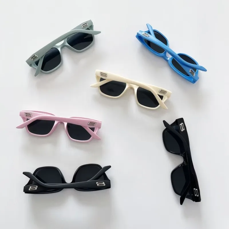 Cuadrado Casual Ropa De Calle Cuadrado Ordenador Personal Resina Lentes Tintados Con Degradado Fotograma Completo Gafas De Sol Para Niños display picture 10