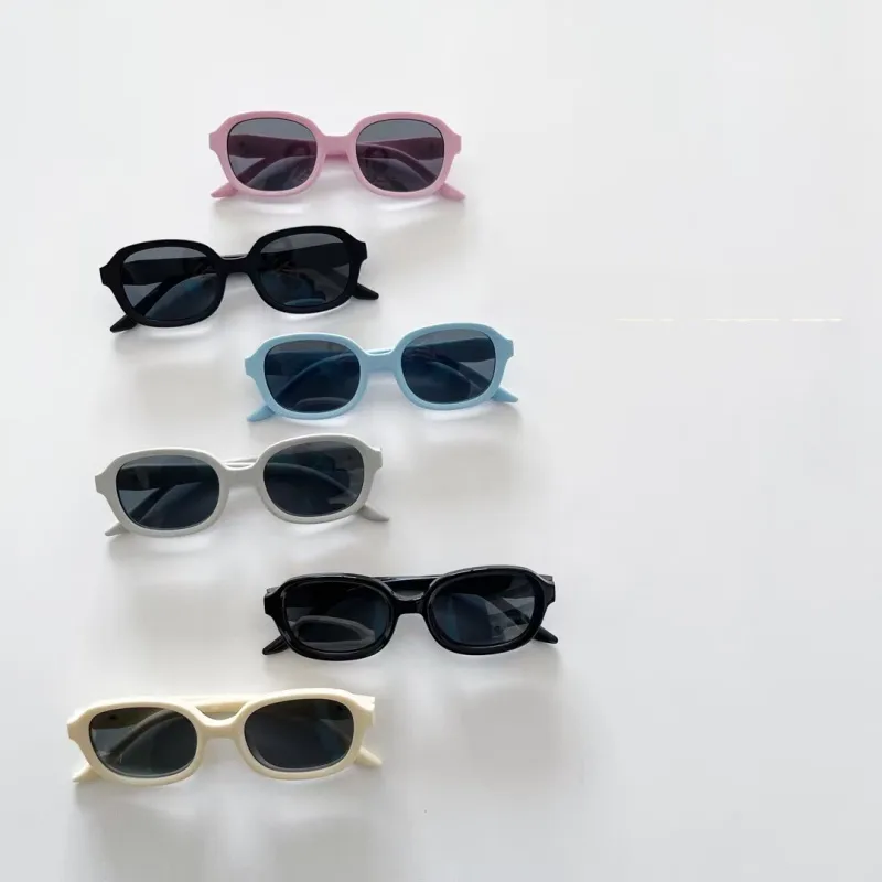 Oval Frame Casual Oval Pc Resin Gradient Tinted Lenses Full Frame Kids Sunglasses display picture 3