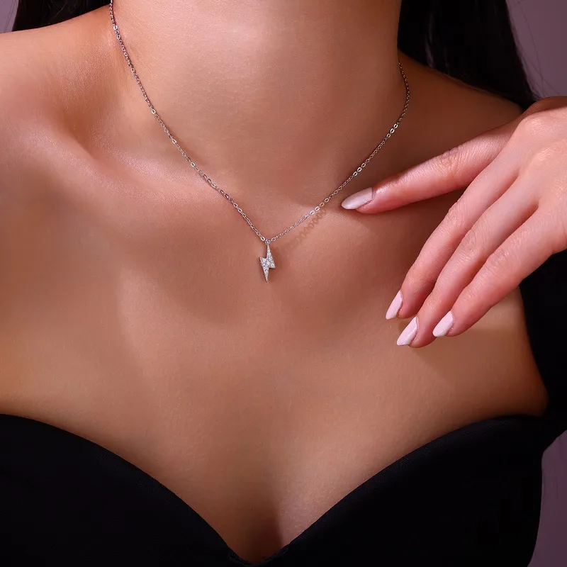 925 Sterling Silver Moissanite Zircon Cable Chain Lightning Lobster Trigger Clasp Closure Pendant Necklace display picture 2