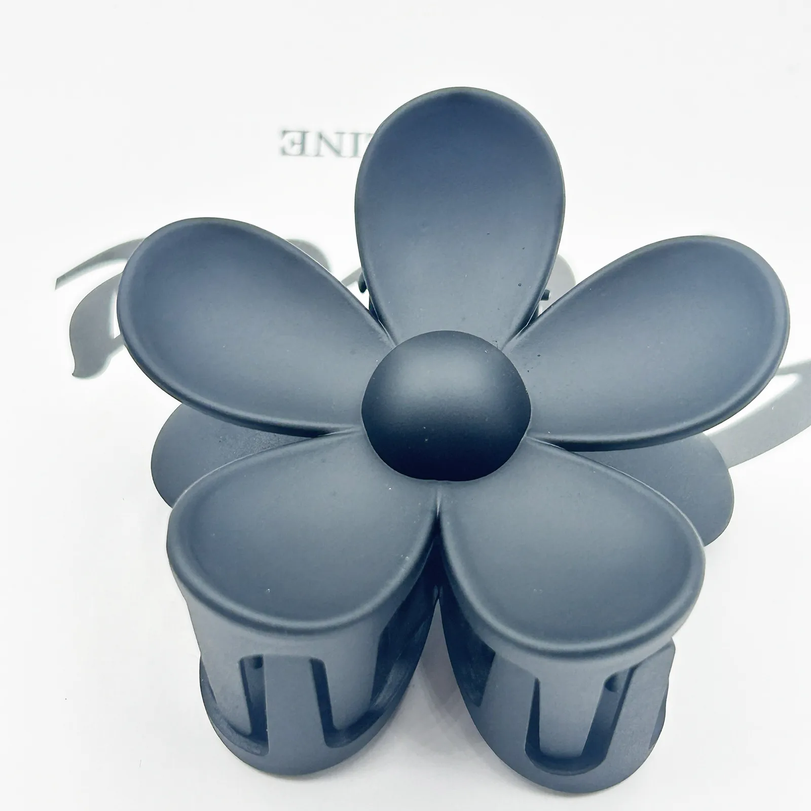 Pinza De Pelo De Flor Esmerilada Transfronteriza, Broche De Pelo Para Parte Posterior De La Cabeza, Broche De Pelo Para Cola De Caballo, Broche De Tiburón De Alto Grado Al Por Mayor display picture 11