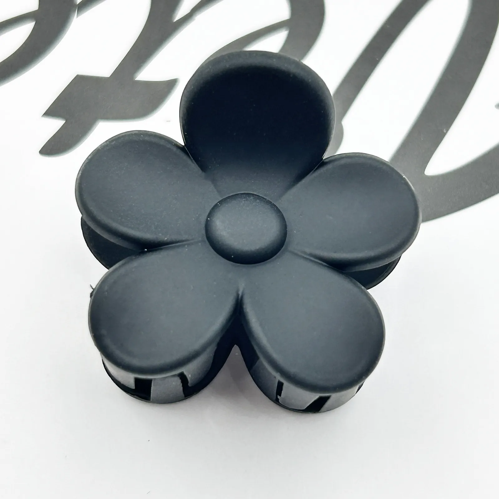 Frosted Flower Hair Clip Back Head Updo Hair Clip Barrettes Ponytail Bun High-Grade Sense Barrettes Shark Clip Wholesale display picture 37
