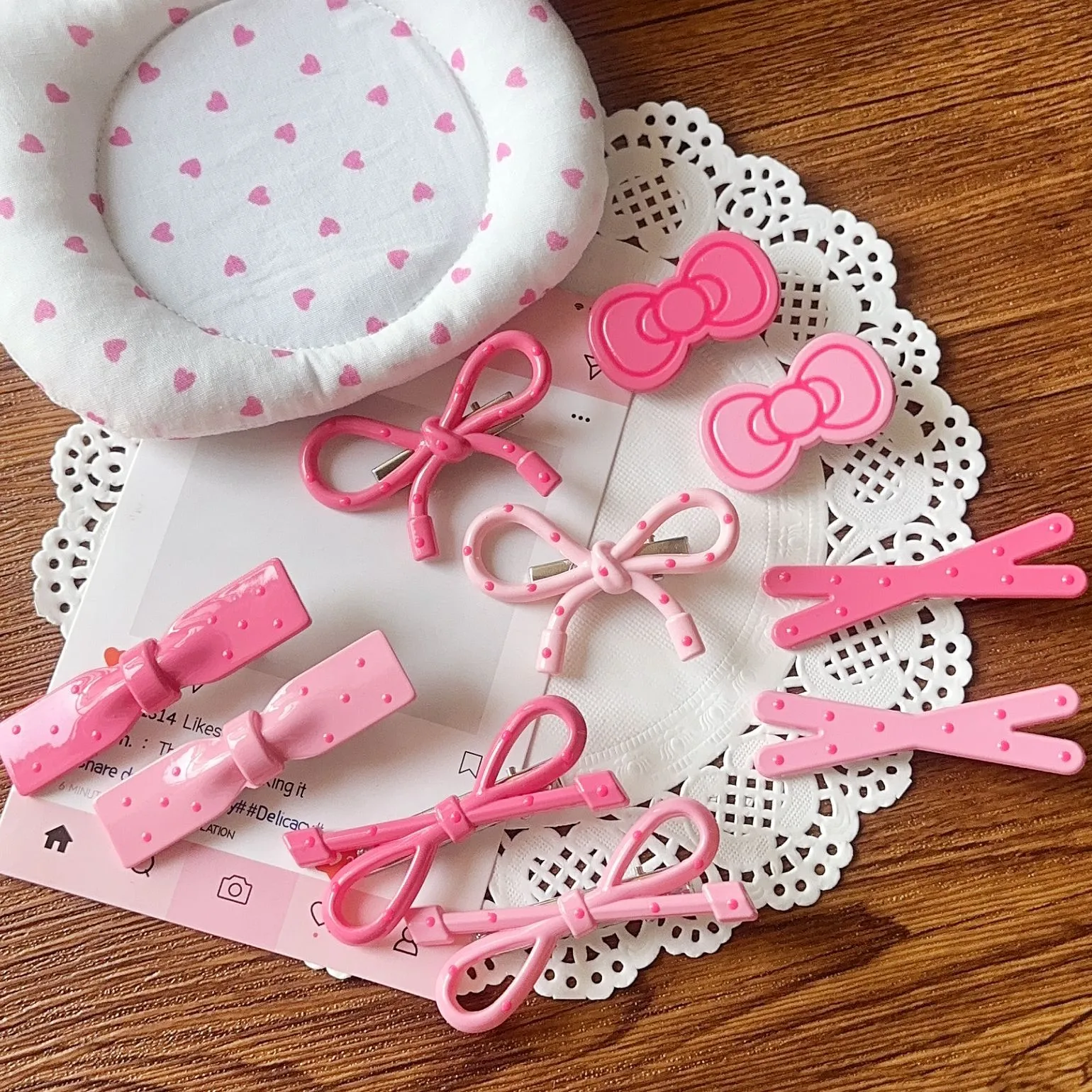 New Simple Pink With Dots Bow Duckbill Clip Ins Autumn And Winter Simplicity All-Match Bang Side Clip Niche Headdress display picture 2