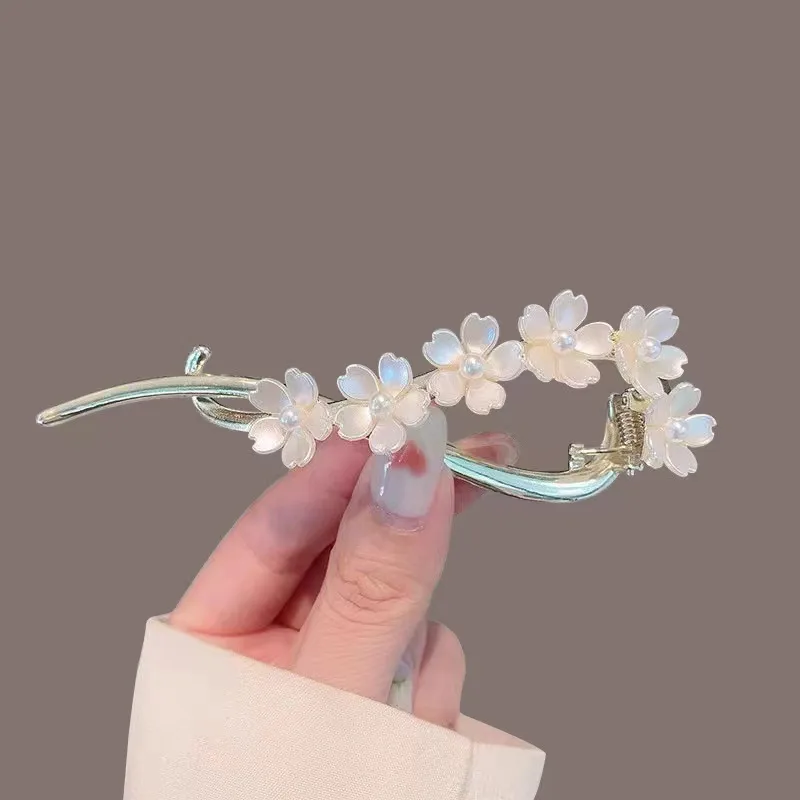 Pinza De Plátano De Flores De Perlas Vintage, Broche De Mariposa De Metal De Alta Calidad, Broche De Pelo De Red Rojo Antiguo, Elegante, Al Por Mayor display picture 7