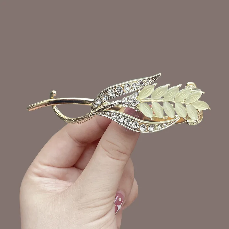 Pinza De Plátano De Flores De Perlas Vintage, Broche De Mariposa De Metal De Alta Calidad, Broche De Pelo De Red Rojo Antiguo, Elegante, Al Por Mayor display picture 6